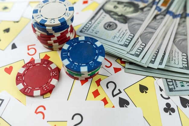 kahoo platform interface showing football, slots, and live tables
